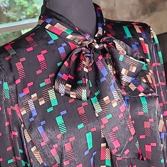 NWT Investments Black with Colorful Print  Bow Blouse Long Sleeve Button Down - Picture 2 of 12